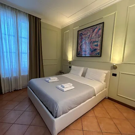 Vincent's Artwork Appartement *